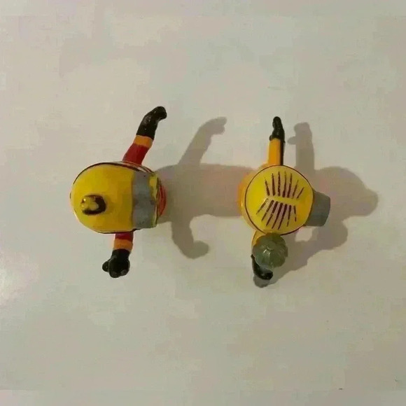 2019 Mcdonald's Two Minions Bath Robe Kevin and Kill Bill Figures‎ - Picture 5 of 11